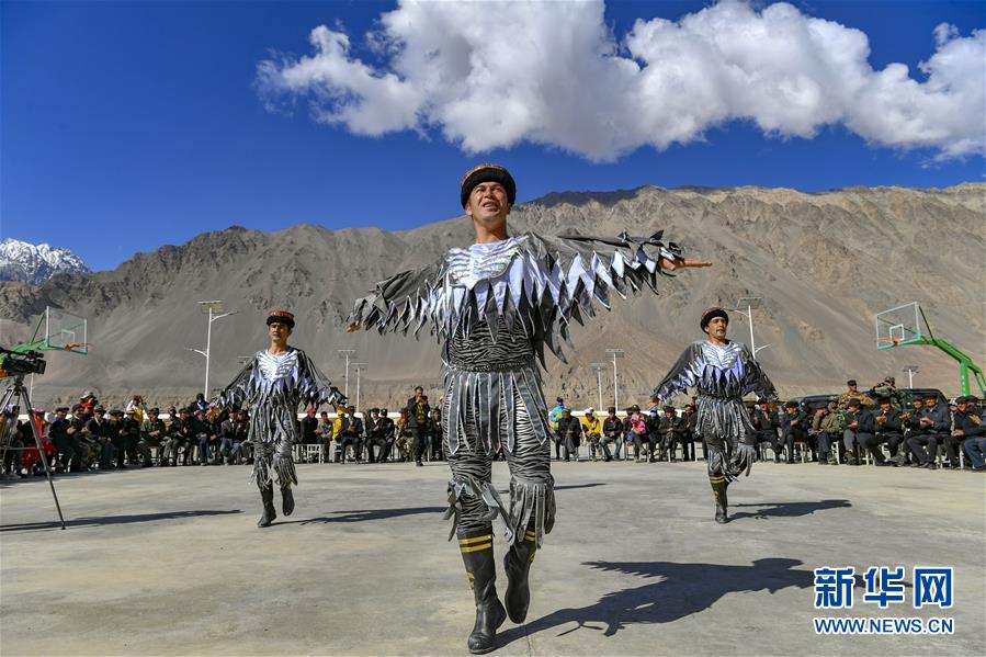 （新華全媒頭條&middot;圖文互動）（13）飛吧，&ldquo;帕米爾雄鷹&rdquo;！