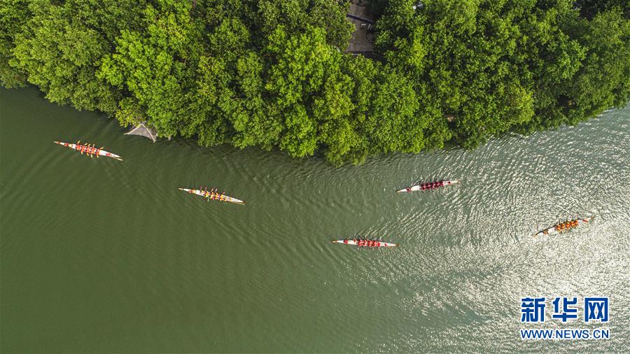 #(飛閱中國)(5)“瞰”見端午