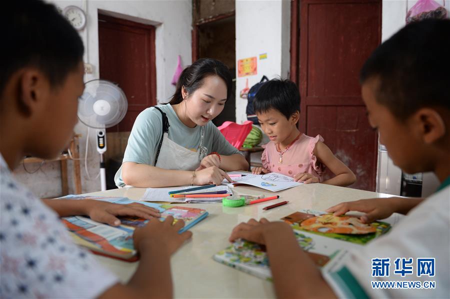 （圖文互動(dòng)）（3）湘南深山，堅(jiān)守扶貧一線的黨員之家