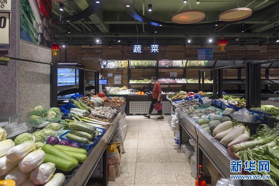 （圖文互動）（1）告別臟亂，留住溫情&mdash;&mdash;上海鬧市小菜場見聞