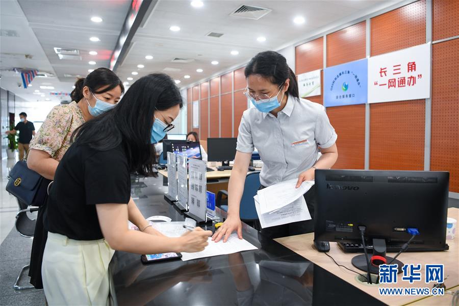 (新華全媒頭條·走向我們的小康生活·圖文互動(dòng))(14)解鎖幸福的密碼——“先行者”蘇州探路小康紀(jì)事