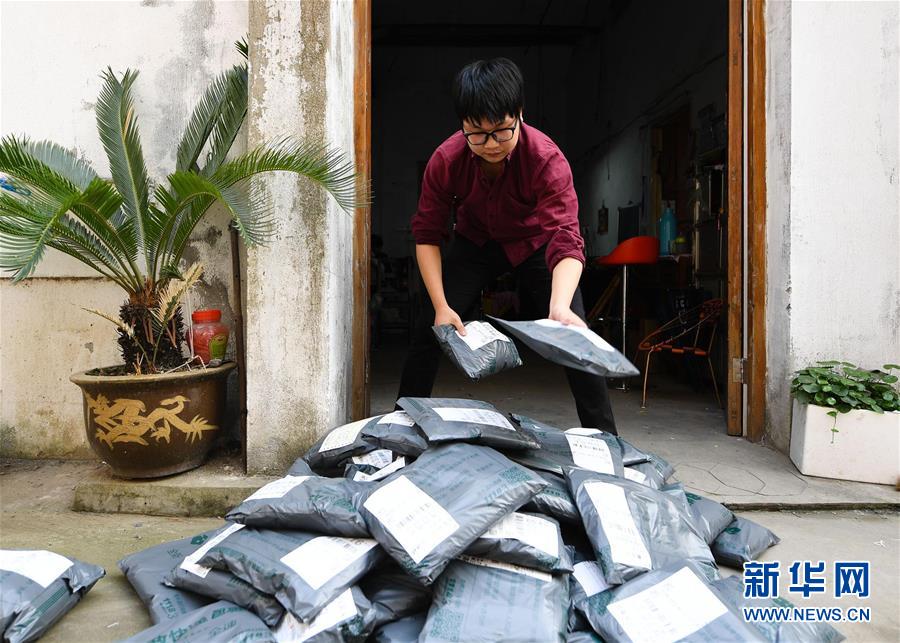 (新華全媒頭條·走向我們的小康生活·圖文互動(dòng))(15)解鎖幸福的密碼——“先行者”蘇州探路小康紀(jì)事