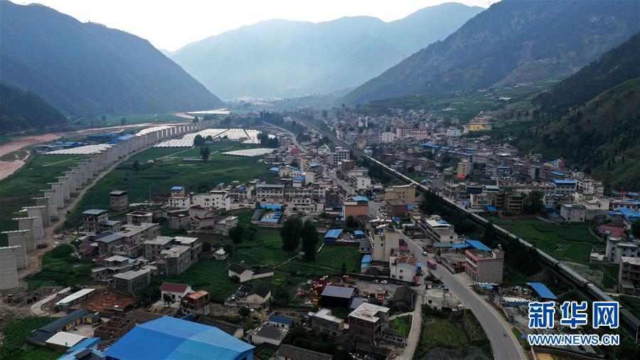 (新華全媒頭條·圖文互動(dòng))(13)自強(qiáng)的力量——成昆鐵路通車50年記