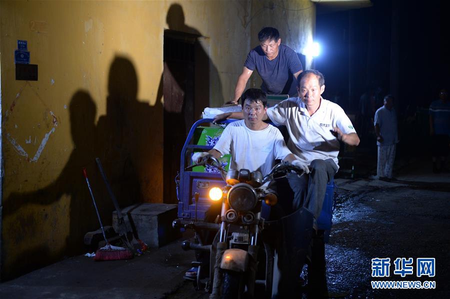 (防汛抗洪)(4)淮河蒙洼蓄洪區(qū)深夜轉移