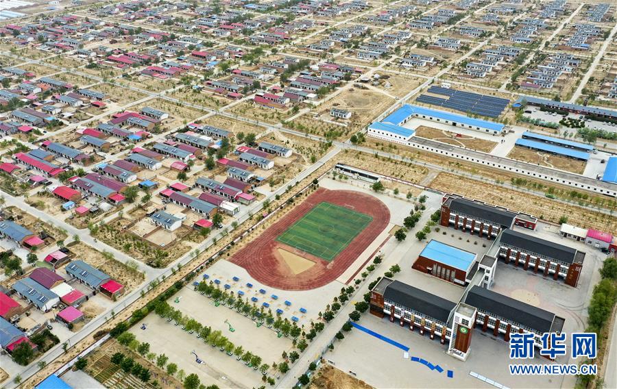 (新華全媒頭條·走向我們的小康生活·圖文互動)(1)23萬人的命運轉(zhuǎn)折——我國最大易地生態(tài)移民安置區(qū)的脫貧密碼