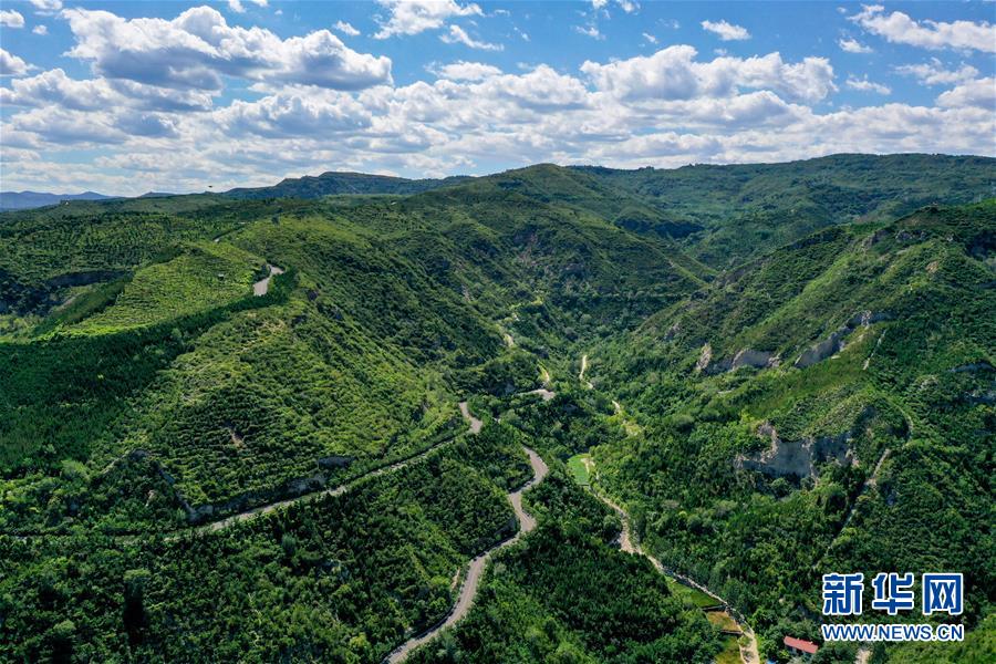 （走向我們的小康生活&middot;圖文互動）（1）一年一個樣&mdash;&mdash;再現(xiàn)&ldquo;錦繡太原城&rdquo;的逐夢之旅