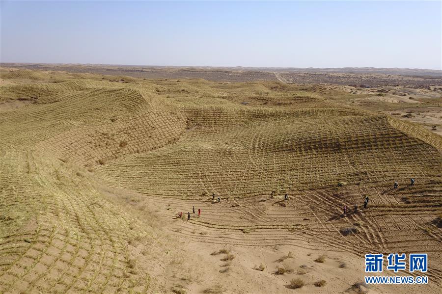 （在習(xí)近平新時(shí)代中國特色社會(huì)主義思想指引下&mdash;&mdash;新時(shí)代新作為新篇章&middot;習(xí)近平總書記關(guān)切事&middot;圖文互動(dòng)）（4）綠色映底蘊(yùn)，山水見初心&mdash;&mdash;生態(tài)優(yōu)先、綠色發(fā)展持續(xù)造福群眾美好生活