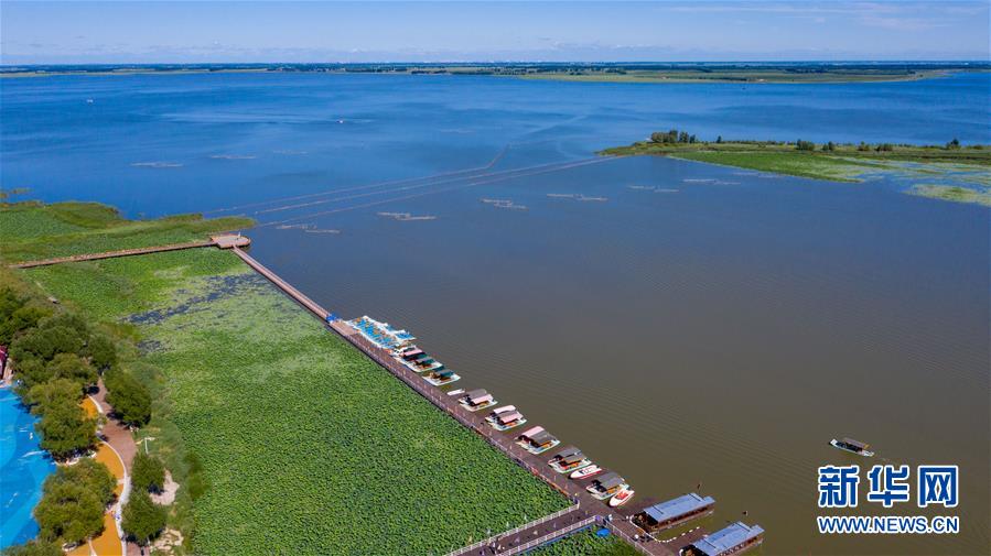 （在習(xí)近平新時(shí)代中國特色社會(huì)主義思想指引下&mdash;&mdash;新時(shí)代新作為新篇章&middot;習(xí)近平總書記關(guān)切事&middot;圖文互動(dòng)）（7）綠色映底蘊(yùn)，山水見初心&mdash;&mdash;生態(tài)優(yōu)先、綠色發(fā)展持續(xù)造福群眾美好生活