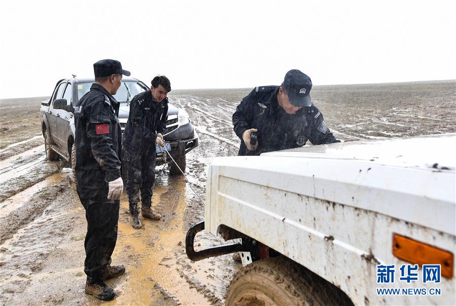 （圖文互動）（4）記者手記：可可西里，&ldquo;挪&rdquo;向&ldquo;藏羚羊大產(chǎn)房&rdquo;的14個半小時