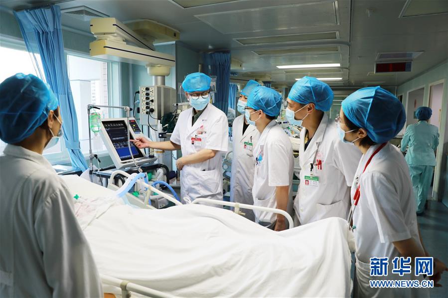 (圖文互動(dòng))(2)“老兵”抗疫——記“最美新時(shí)代革命軍人”黃文杰