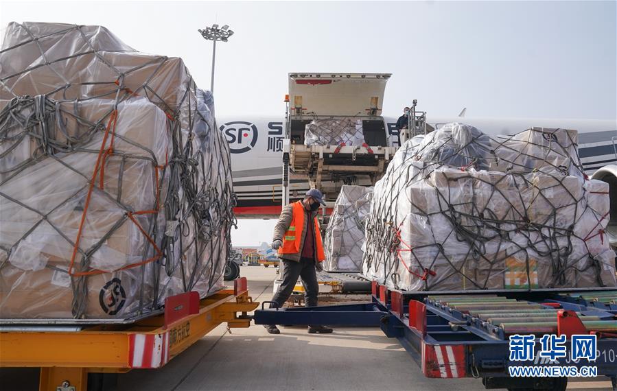 （新華全媒頭條&middot;圖文互動(dòng)）（4）同舟共濟(jì)戰(zhàn)&ldquo;疫&rdquo;記&mdash;&mdash;中國抗擊新冠肺炎疫情全紀(jì)實(shí)