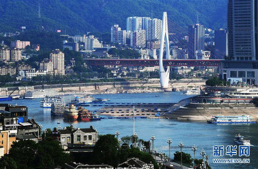 (新華全媒頭條·圖文互動(dòng))(1)西部有個(gè)新的“圈”——成渝加快雙城經(jīng)濟(jì)圈建設(shè)