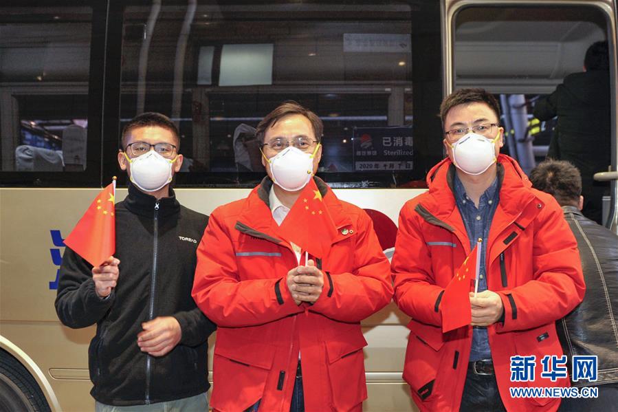 (抗疫一線醫(yī)務(wù)人員英雄群體·圖文互動)(1)中醫(yī)勇士戰(zhàn)疫魔——記中國中醫(yī)科學院國家援鄂抗疫中醫(yī)醫(yī)療隊