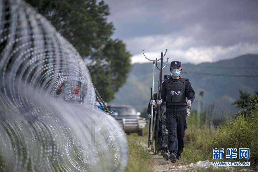 （熱點(diǎn)鮮報&middot;圖文互動）（9）應(yīng)戰(zhàn)陸路輸入疫情&mdash;&mdash;云南瑞麗抗疫七日記