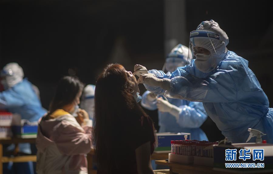 （熱點(diǎn)鮮報&middot;圖文互動）（11）應(yīng)戰(zhàn)陸路輸入疫情&mdash;&mdash;云南瑞麗抗疫七日記