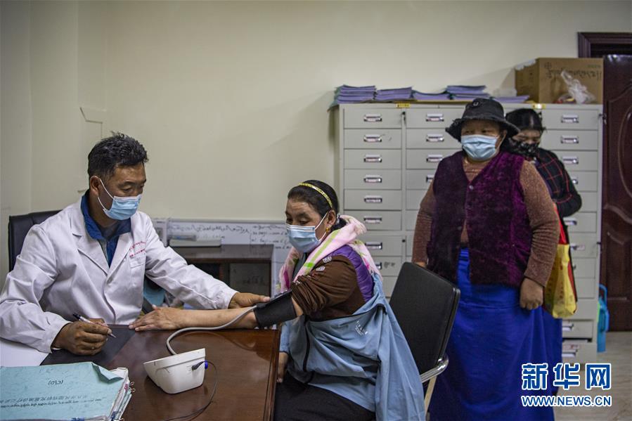 （新華全媒頭條&middot;走向我們的小康生活&middot;圖文互動(dòng)）（6）扎西德勒，我們的新家園&mdash;&mdash;西藏易地扶貧搬遷搬出幸福美好新生活