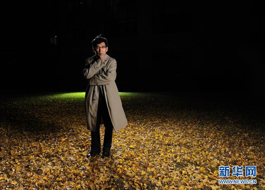 (在習近平新時代中國特色社會主義思想指引下——新時代新作為新篇章·習近平總書記關切事·圖文互動)(8)探“微觀世界” 抓“關鍵變量”——我國科學家與量子“糾纏”的故事