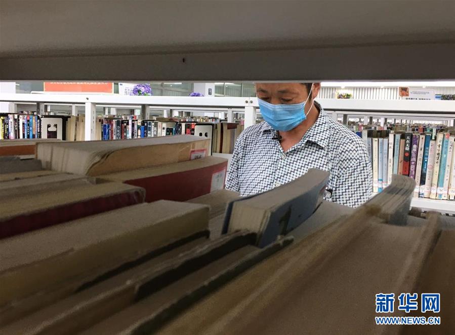 (新華全媒頭條·圖文互動)(8)我們都是讀者——促進(jìn)全民閱讀 構(gòu)建書香社會