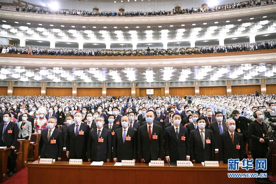 （兩會(huì)&middot;人大開(kāi)幕&middot;XHDW）（33）十三屆全國(guó)人大三次會(huì)議在京開(kāi)幕