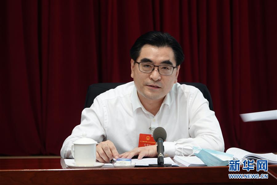 （兩會(huì)&middot;熱點(diǎn)畫(huà)報(bào)）（8）代表委員聚焦民法典草案