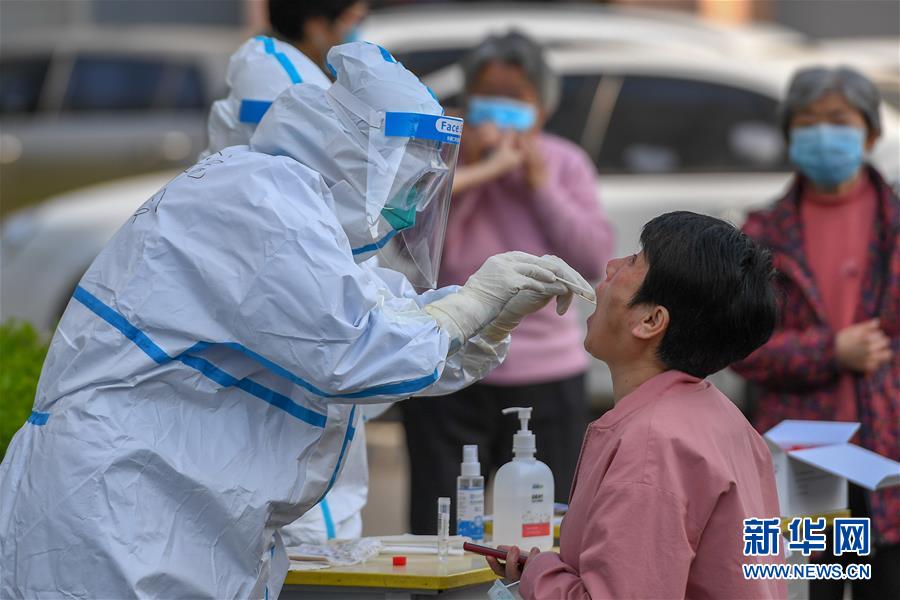 （新華全媒頭條&middot;兩會(huì)精神看落實(shí)&middot;圖文互動(dòng)）（5）整體謀劃、系統(tǒng)升級(jí)、全面提升&mdash;&mdash;落實(shí)全國兩會(huì)精神織牢織密公共衛(wèi)生防護(hù)網(wǎng)