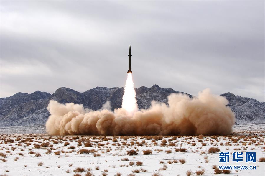 （新華全媒頭條&middot;圖文互動）（3）沿著中國特色強軍之路闊步前進&mdash;&mdash;黨中央、中央軍委領(lǐng)導(dǎo)推進國防和軍隊建設(shè)70年紀(jì)實