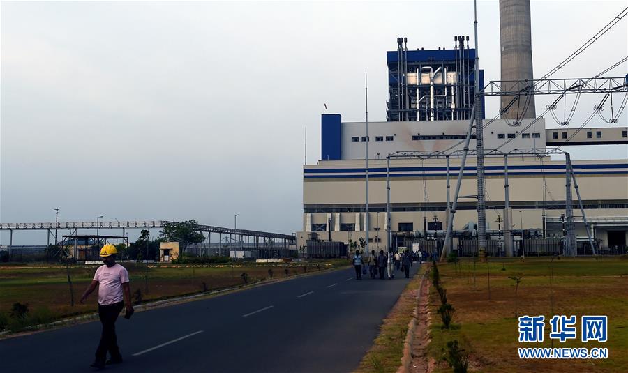 (新華全媒頭條·圖文互動(dòng))(7)特稿:為互利合作注入新動(dòng)力 為互聯(lián)互通開辟新空間——寫在習(xí)近平主席赴印度出席中印領(lǐng)導(dǎo)人第二次非正式會(huì)晤并對尼泊爾進(jìn)行國事訪問之際