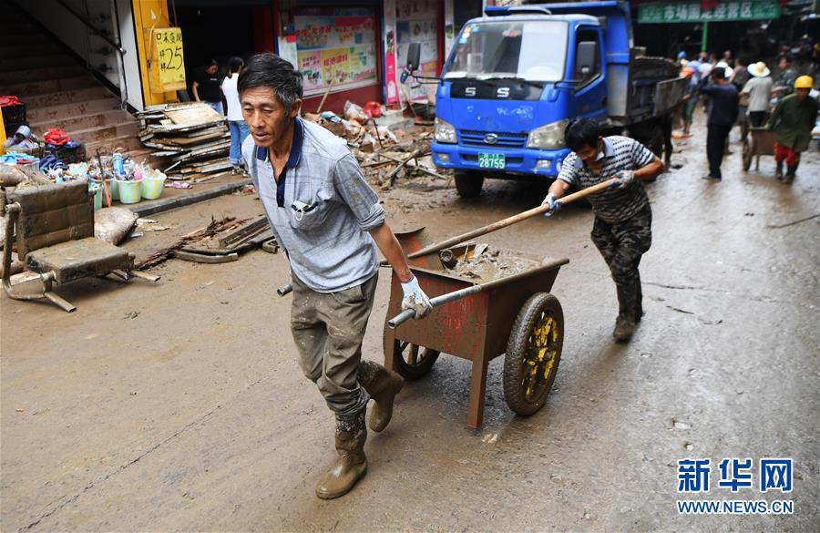 (在習(xí)近平新時代中國特色社會主義思想指引下——新時代新作為新篇章·習(xí)近平總書記關(guān)切事·圖文互動)(4)戰(zhàn)洪魔 保安全——近期防汛救災(zāi)熱點觀察