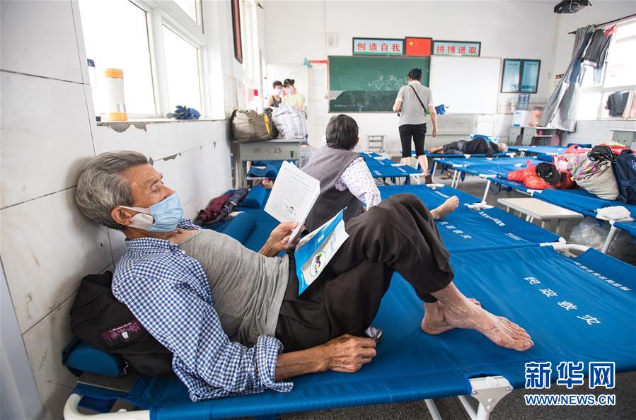 （在習(xí)近平新時(shí)代中國(guó)特色社會(huì)主義思想指引下&mdash;&mdash;新時(shí)代新作為新篇章&middot;習(xí)近平總書記關(guān)切事&middot;圖文互動(dòng)）（5）戰(zhàn)疫魔,斗洪魔&mdash;&mdash;湖北全力應(yīng)對(duì)防疫、防汛疊加&ldquo;雙考&rdquo;