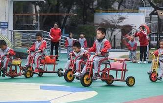 校園趣味運動&mdash;&mdash;&ldquo;秋冬運糧忙&rdquo;