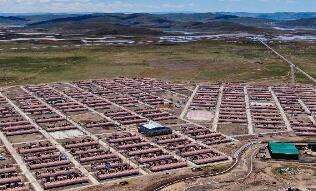 青?，敹啵狐S河源的幸福村