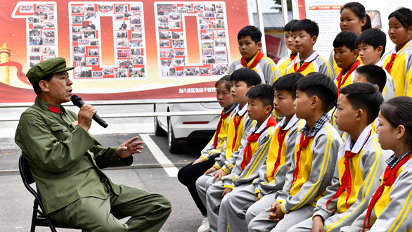 山東臺兒莊：村里來了&ldquo;學(xué)黨史惠民&rdquo;小分隊(duì)