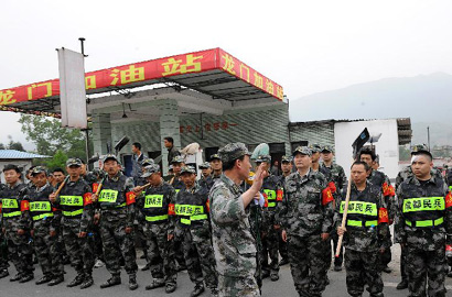 災(zāi)區(qū)見聞:民兵救援隊(duì)