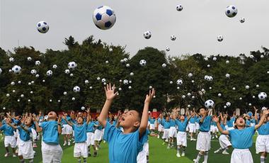 到校園去！國產(chǎn)體育品牌的&ldquo;市場下沉&rdquo;之路走得順暢嗎？