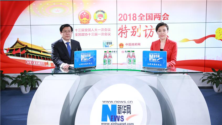 曾文明：推動各方力量向脫貧攻堅聚合，堅決打贏脫貧攻堅硬仗