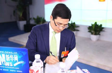 從中國制造到中國智造的轉(zhuǎn)型過程中要認(rèn)識(shí)到制造業(yè)的外移問題帶來的影響。