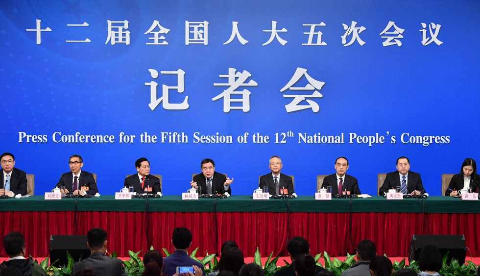 回放:全國(guó)人大相關(guān)負(fù)責(zé)人就“人大監(jiān)督工作”答問(wèn)