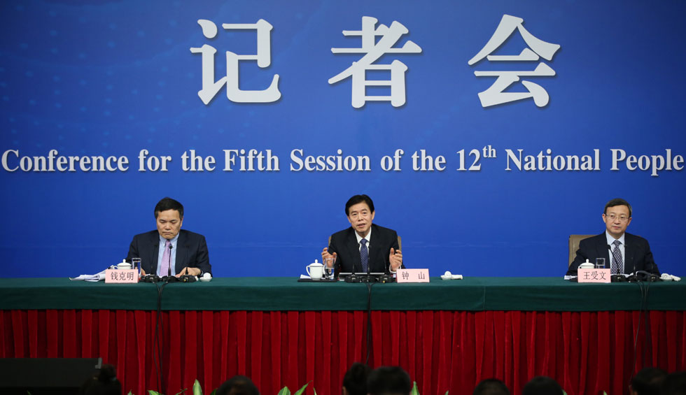 回放:商務(wù)部就“改革開(kāi)放調(diào)結(jié)構(gòu) 創(chuàng)新驅(qū)動(dòng)促發(fā)展”答問(wèn)