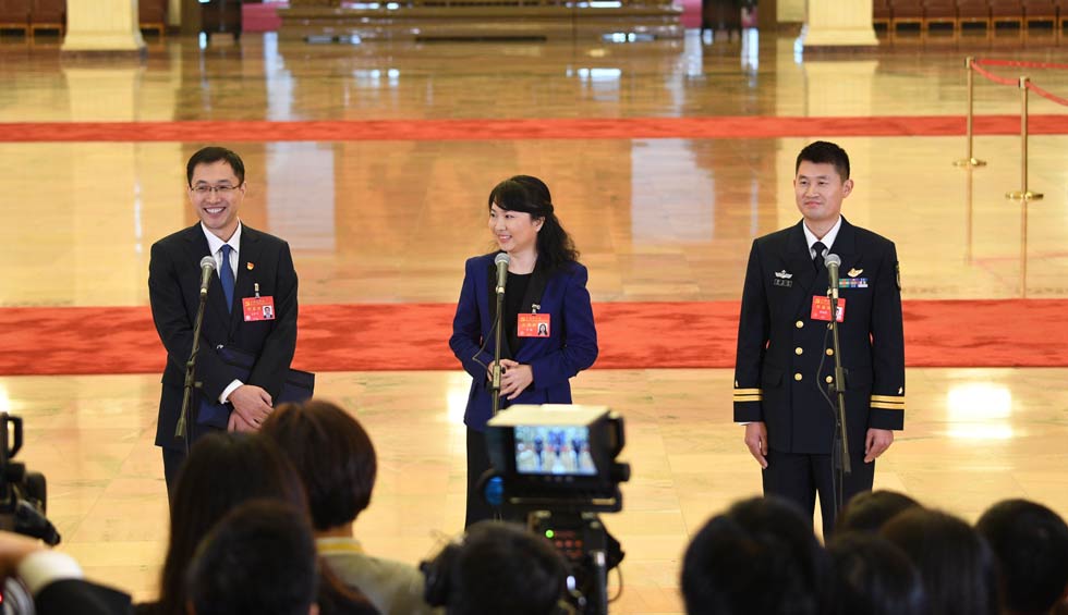 孟祥飛、李媛、曹先建接受采訪