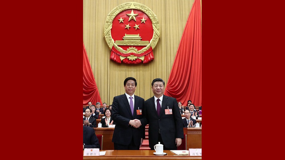 習(xí)近平當(dāng)選國家主席、中央軍委主席