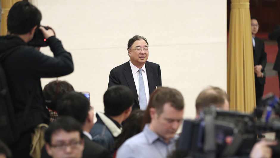 馬曉偉步入&ldquo;部長(zhǎng)通道&rdquo;，準(zhǔn)備接受采訪