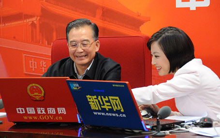 [回顧]2009年溫家寶總理接受中國政府網(wǎng)、新華網(wǎng)專訪