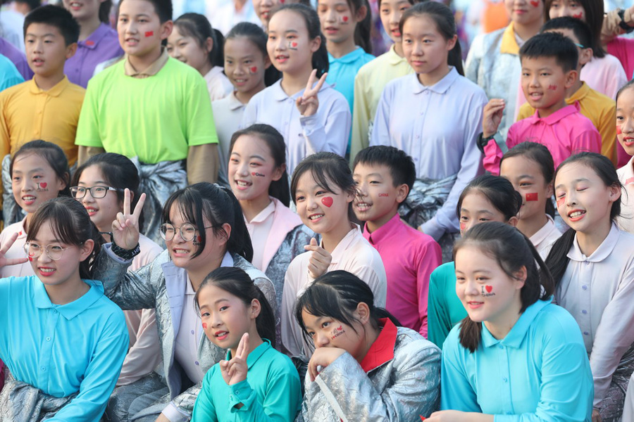 今晚，我們歡聚在天安門廣場