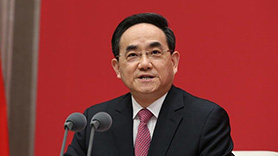 中央宣傳部副部長、國務(wù)院新聞辦公室主任徐麟主持發(fā)布會(huì)