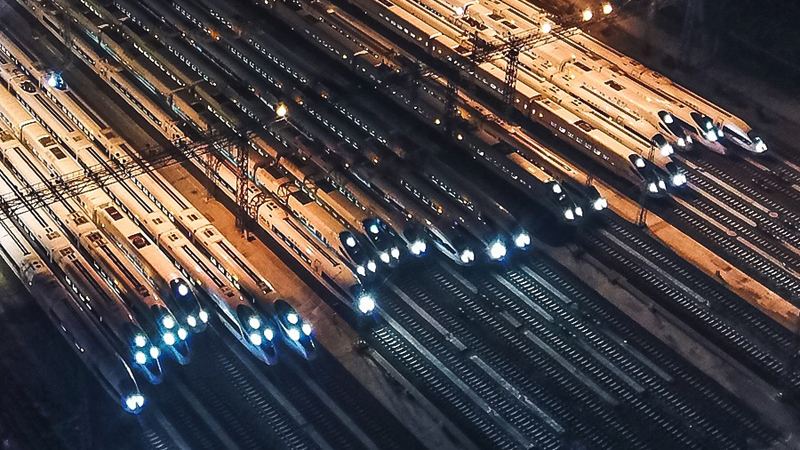 【守護(hù)返鄉(xiāng)路】陸地航母載&ldquo;愛(ài)&rdquo;歸家