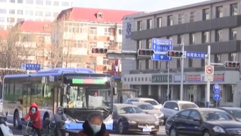 河北石家莊：公交車逐步恢復(fù) 中高風(fēng)險(xiǎn)區(qū)暫不?？? /></a>
<div   id=