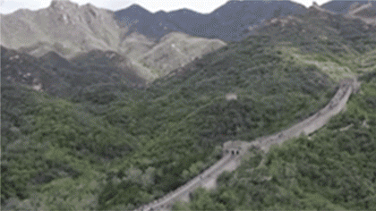 &ldquo;五一&rdquo;假期經(jīng)濟(jì)：北京&mdash;&mdash;假期首日長(zhǎng)城等景區(qū)迎來(lái)大客流