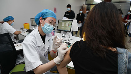 專家分析：國(guó)內(nèi)疫苗供應(yīng)量是否跟得上？