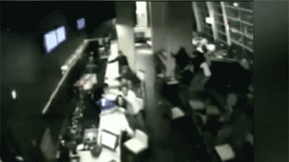 災(zāi)害來了怎么辦 監(jiān)測網(wǎng)絡(luò)&ldquo;號脈&rdquo;建筑設(shè)計(jì)減震