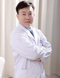 趙小忠：著名皮膚專(zhuān)家、醫(yī)學(xué)博士